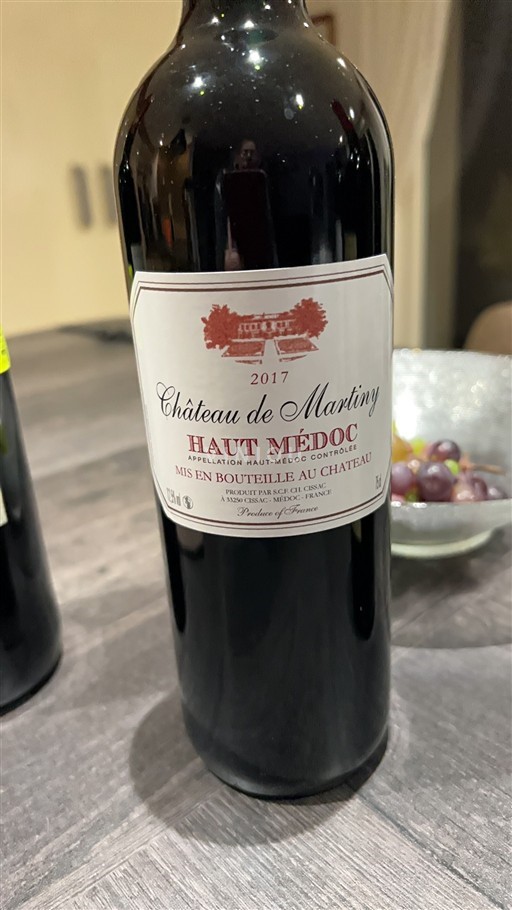 Vin Rouge sec Château Martiny 2017 France Bordeaux Haut-Médoc AOC