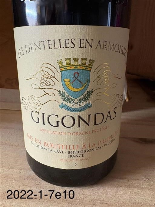 Rhônetal Gigondas Gigondas La Cave Les Dentelles en Armoires 2022