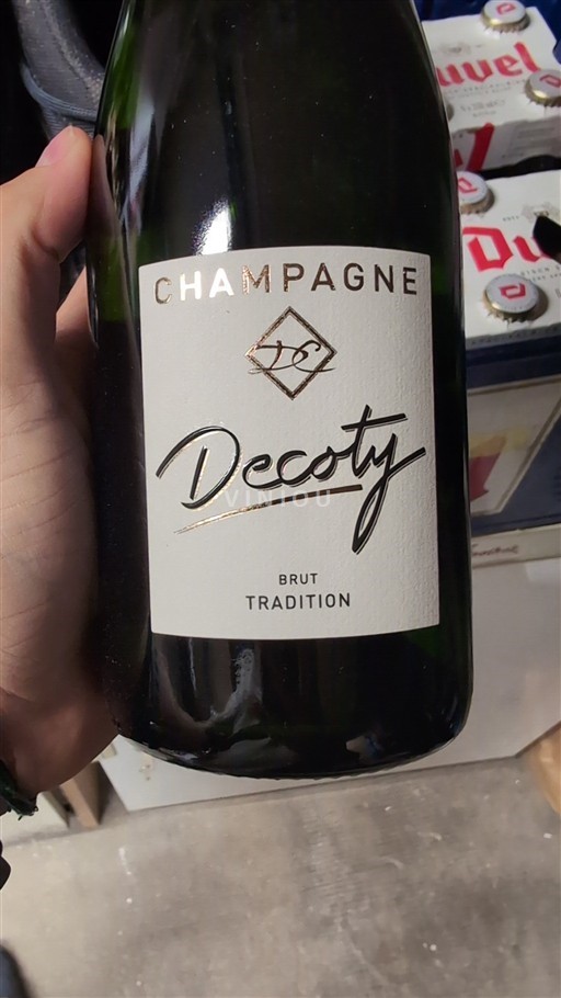 Champagne Decoty Tradition 2023