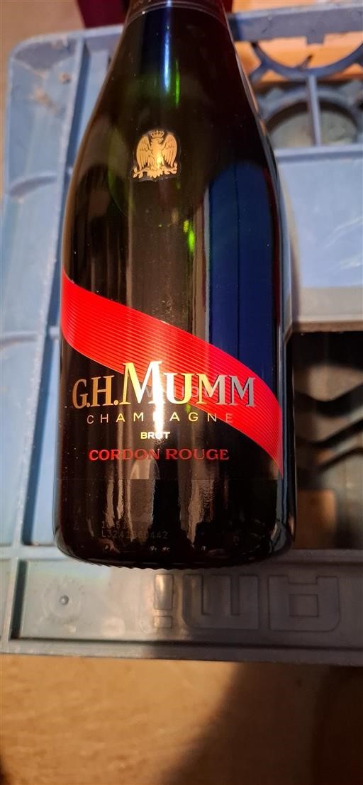 Vin Effervescent Blanc brut Cordon Rouge G.H. Mumm & Cie Non millésimé France Champagne AOC methode_traditionnelle blanc_de_noirs