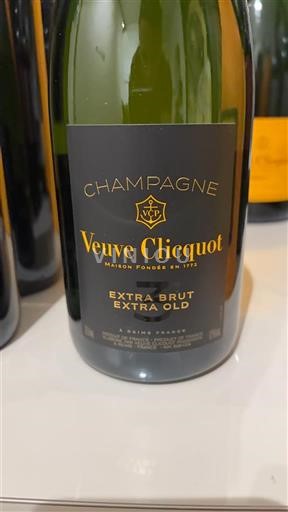 Šampanja Šampanjec Veuve Clicquot Extra Brut Extra Old Neleten.