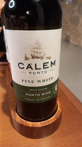 Vin Rouge sec Fine White Cálem Non millésimé Portugal Portugal Porto DOC