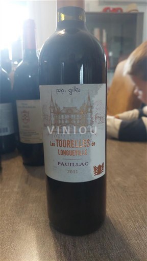 Bordeaux Pauillac Château Pichon Longueville Les Tourelles de Longueville 2011