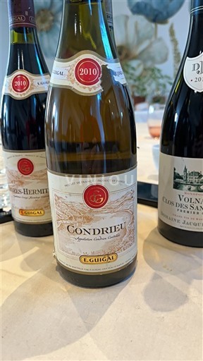 Rhônen laakso Condrieu E. Guigal 2010