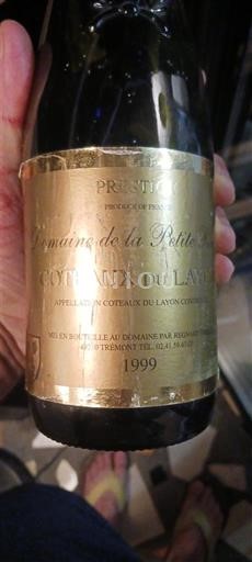 Vin Rouge moelleux Prestige Domaine La Petite Roche 1999 France Vallée de la Loire Coteaux-du-layon AOC