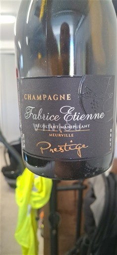 Champaña Champán Fabrice Etienne Prestige Sin añada