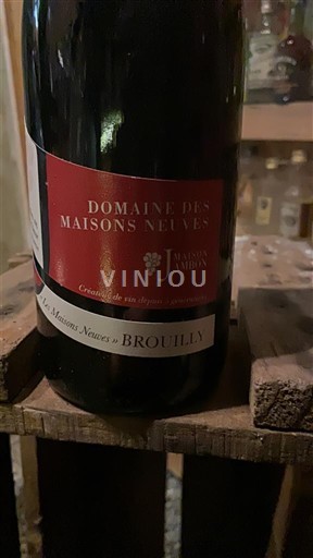 Vin Rouge sec Domaine Des Maisons Neuves 2022 France Beaujolais Brouilly AOC