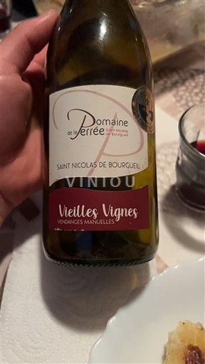 Vin Rouge sec Vieilles Vignes Domaine La Perrée Non millésimé France Vallée de la Loire Saint-Nicolas-De-Bourgueil AOC