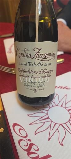 Abruzzo Wines Montepulciano d'Abruzzo Cantina Zaccagnini Il vino dal Tralcetto Non-Vintage