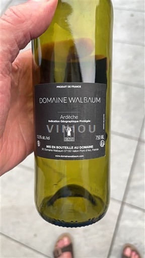 Alpe in reke Rona Ardeška. Domaine Walbaum Neleten.
