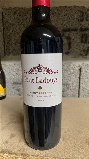 Bordéus Saint-Estèphe Petit Ladouys 2023