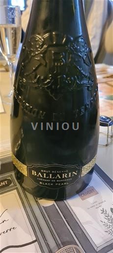 Bordeaux Bordeauxin crémant Ballarin Black Pearl Ei vuosikertaa