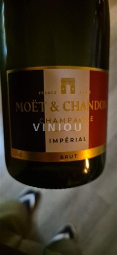 Samppanja Moët & Chandon Impérial Ei vuosikertaa