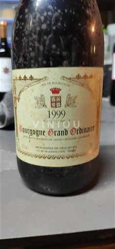 Vin Rouge sec Cercle des vins 1999 France Bourgogne AOC