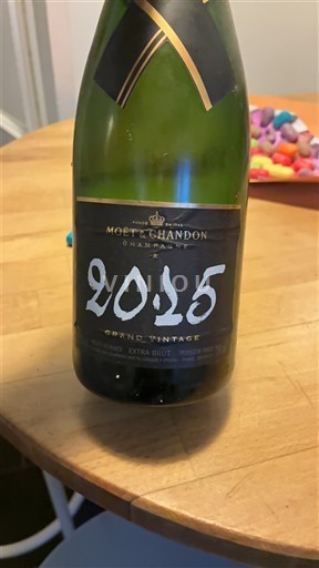 Champagne Sâm-panh Moët & Chandon Grand Vintage 2015