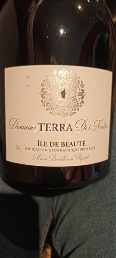 Corse Đảo sắc đẹp Domaine Terra Di i Nostri 2023