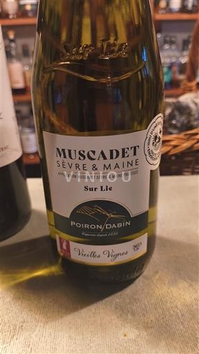Thung lũng sông Loire Muscadet Sèvre et Maine Poiron Dabin Vieilles Vignes 2021