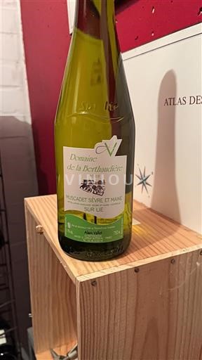 Thung lũng sông Loire Muscadet Sèvre et Maine Domaine La Brethudière 2022