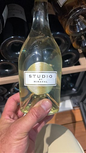 Provence, Ala-Rhônen laakso, Korsika Méditerranée Miraval Studio by Miraval 2024