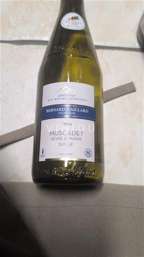 Thung lũng sông Loire Muscadet Sèvre et Maine Bernard Maillard Prestige des Roches Pyrénéennes 2024