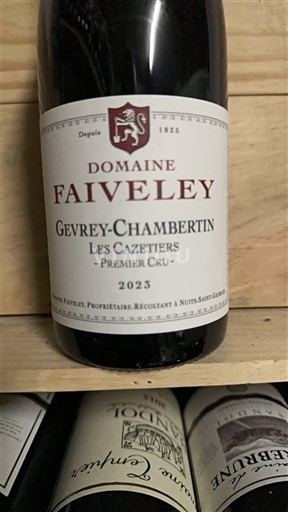Vin Rouge sec Les Cazetiers Domaine Faiveley 2023 France Bourgogne Gevrey-chambertin AOC Premier Cru