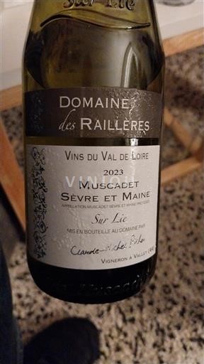 Thung lũng sông Loire Muscadet Sèvre et Maine Domaine Des Raillères Sur Lie 2023