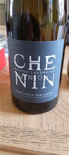 Loire Valley Montlouis-sur-Loire Maison Laudacius Chenin Non-Vintage