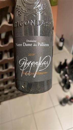 Rona dolina Gigondas Domaine Notre Dame des Pallières Bois des Mourres 2019