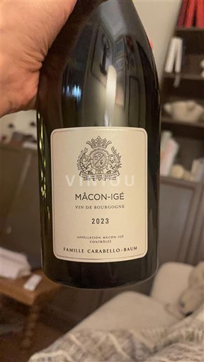 Burgundy Mâcon and Mâcon-Villages Famille Carabello-Baum 2023
