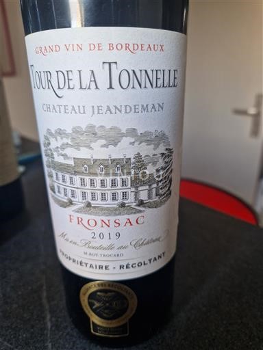 Bordeaux Fronsac Château Jeandeman Tour de la Tonnelle 2019