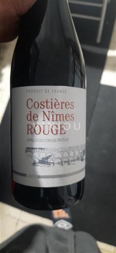 Rhônen laakso Nîmesin viinialue Domaine  2023