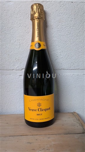 Шампања Šampanjac Veuve Clicquot Brut Non Millésimé