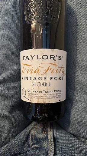Bồ Đào Nha Porto Taylor's Terra Feita 2001