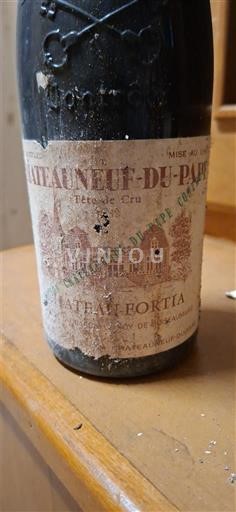 Rhône Valley Châteauneuf-du-Pape Château Fortia 1982