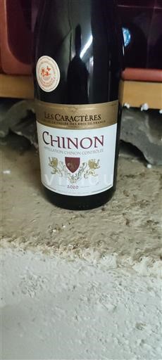 Thung lũng sông Loire Chinon Les Caractères 2020
