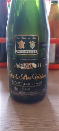 Thung lũng sông Loire Muscadet Sèvre et Maine Château Clos du Petit 2001