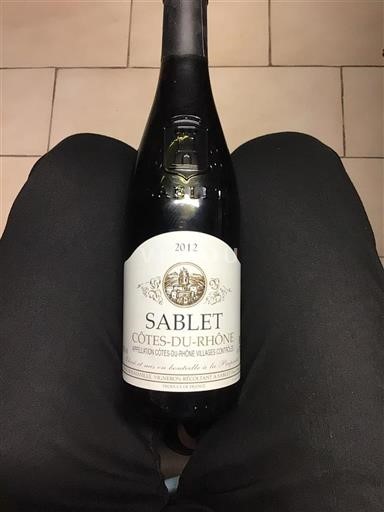 Rhônen laakso Côtes-du-rhône Paul Roumanille SABLET 2012