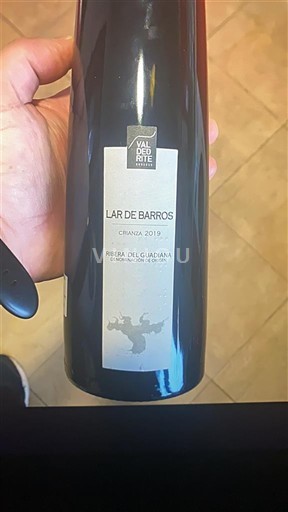 Extremadura Ribera del Guadiana Valdeorite Lar de Barros Crianza 2019