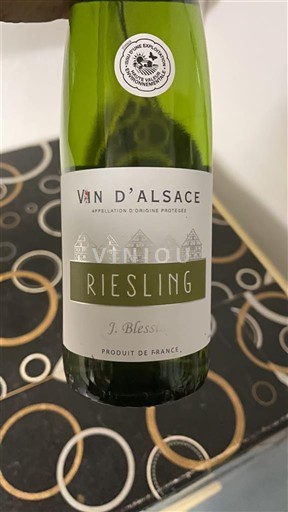 Alsacia J. Blessing Sin añada