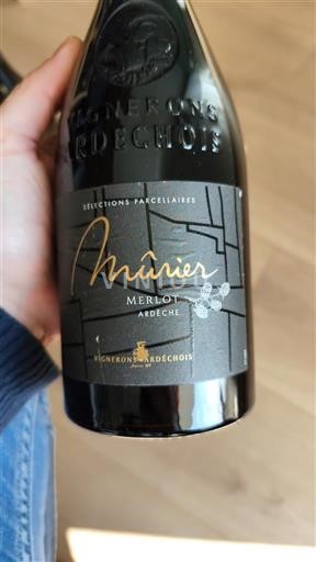 Alpy a Rhonské oblasti Ardèche Vignerons Ardéchois Manier 2020