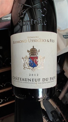 Rhône Valley Châteauneuf-du-Pape Domaine Raymond Usseglio & Fils 2012