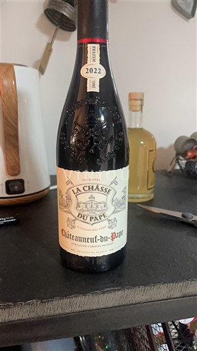 Thung lũng Rhône Châteauneuf-du-pape La Chasse 2022