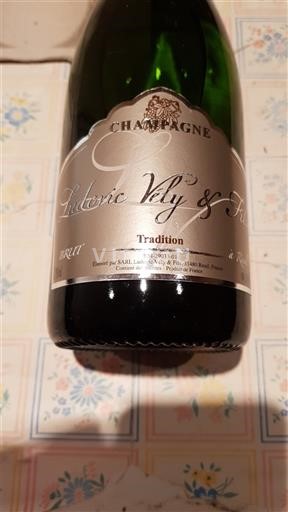 Champagne Ludovic Vely & Fils Tradition Ikke årgangsbestemt