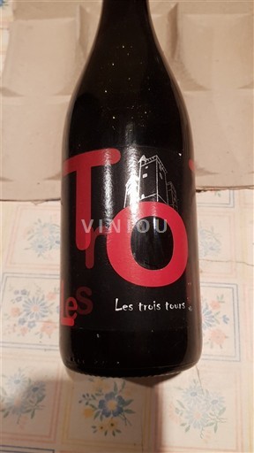 Rhônedalen Côtes du Rhône Les Trois Tours Icke årgångsbetecknad