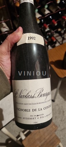 Údolí Loiry Saint-Nicolas-De-Bourgueil Vignoble de la Contrie 1992
