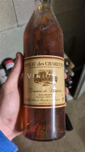Poitou-Charentes Pineau des Charentes Domaine Burghéte Neleten.