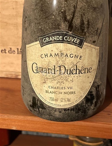 Champagne Canard-Duchêne Charles VII Grande Blanc de Noirs Non-Vintage
