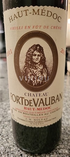 Bordeaux Haut-Médoc Château Fort de Vauban 2011