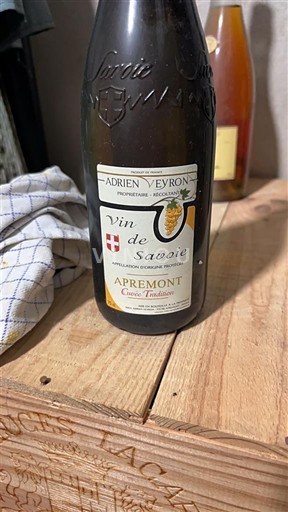 Savojsko a Bugey Apremont Adrien Veyron Tradition Neročník