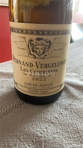 Borgoña Pernand-Vergelesses Premier Cru Louis Jadot Les Combottes 2022